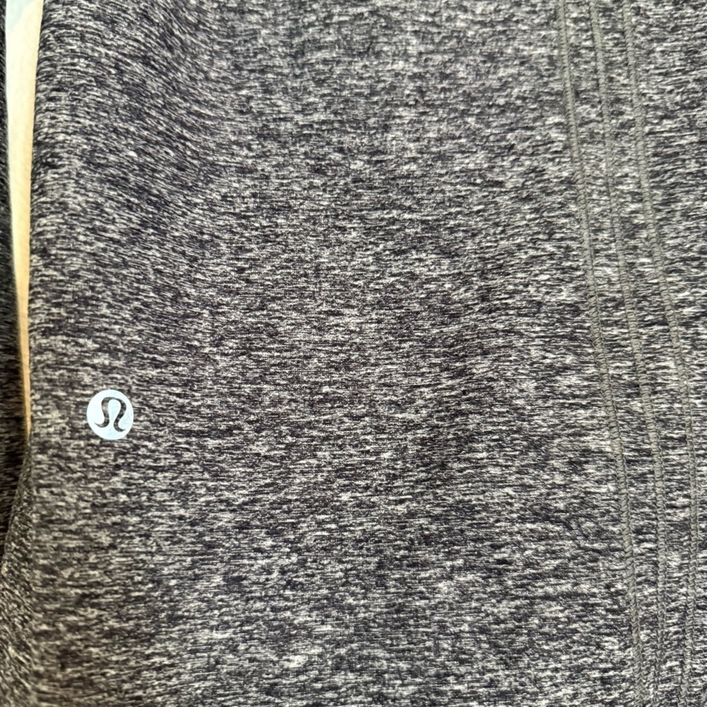 Lululemon Athletica Women's Make A Move Long Sleeve in Heathered Black - Picture 8 of 12